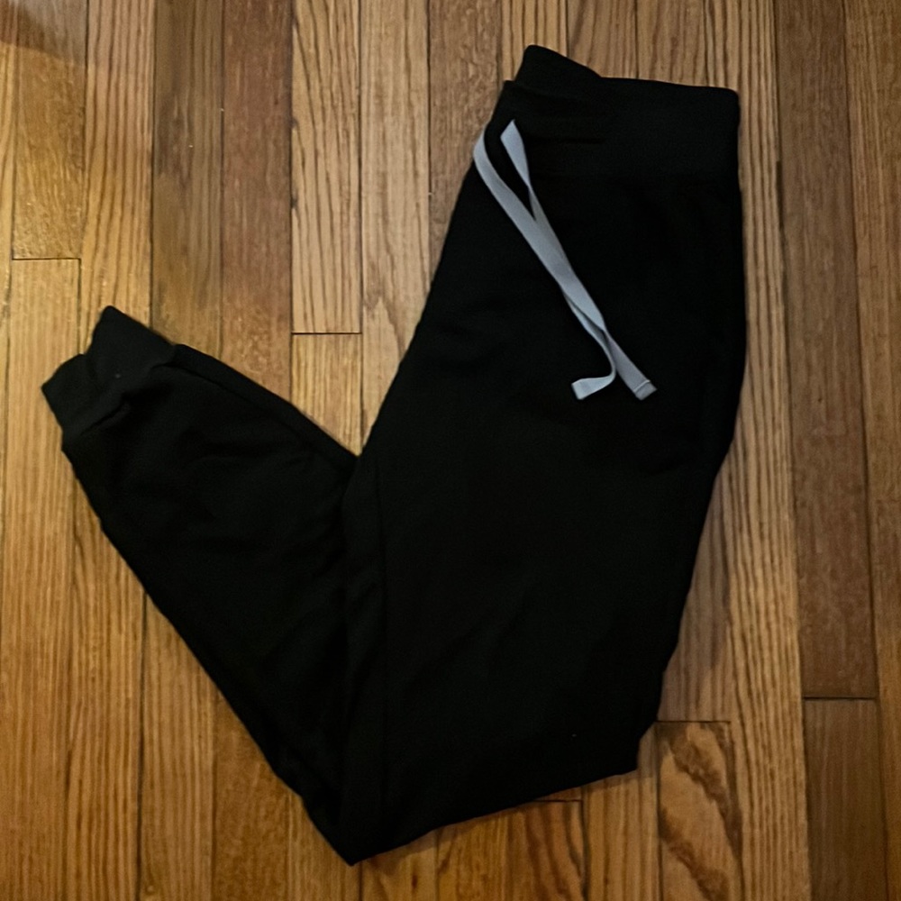 Great condition XS black FIGS joggers